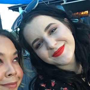 Meet your Posher, Juliet